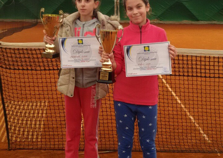 Nina Mišić, Suana Tucaković, Državno dvoransko prvenstvo Bosne i Hercegovine do 12 godina, Tenis Head akademija Sarajevo