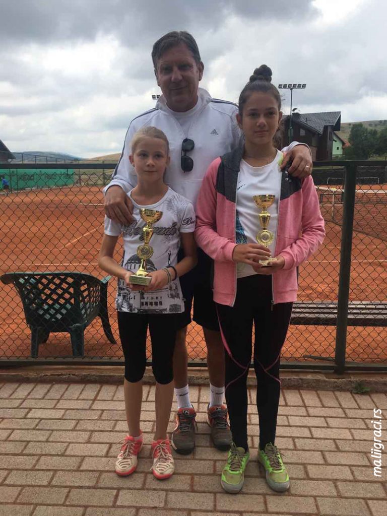 Anastasija Nikolić, Anastasija Arsić, Miloš Dedić, Otvoreno prvenstvo Zlatibora do 12 godina, Teniski klub Zlatibor Springs