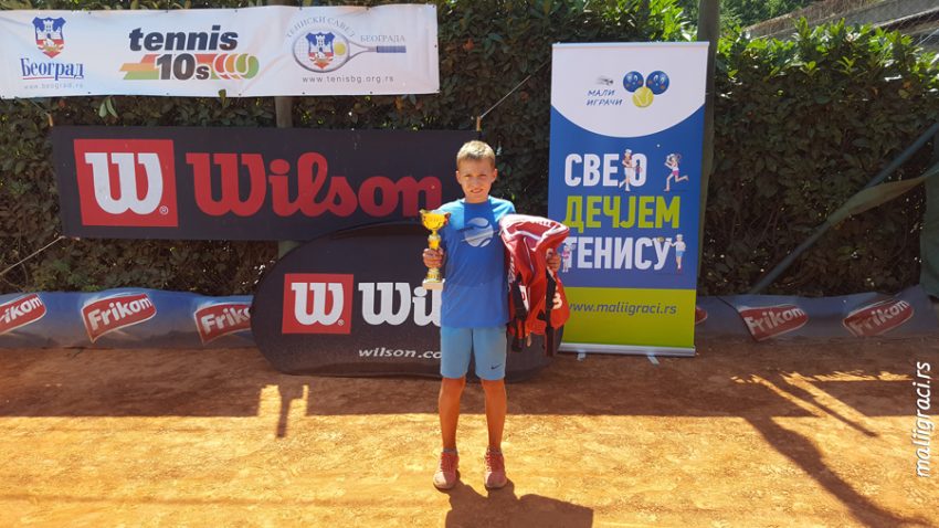 Новак Ивановић