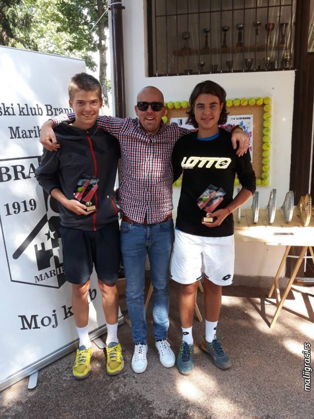 Стефану Поповићу дупла круна на BERGANT MEMORIAL ЕТА U16 у Марибору, Лопичић и Сенић победнице дубла