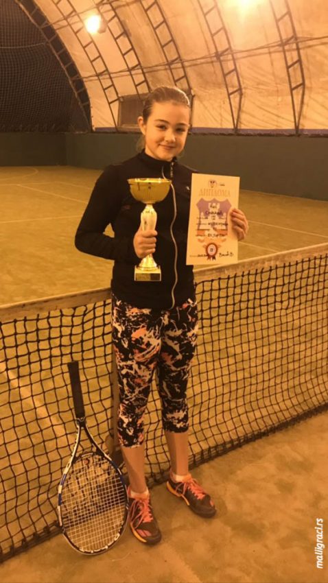 Миа Смиљанић