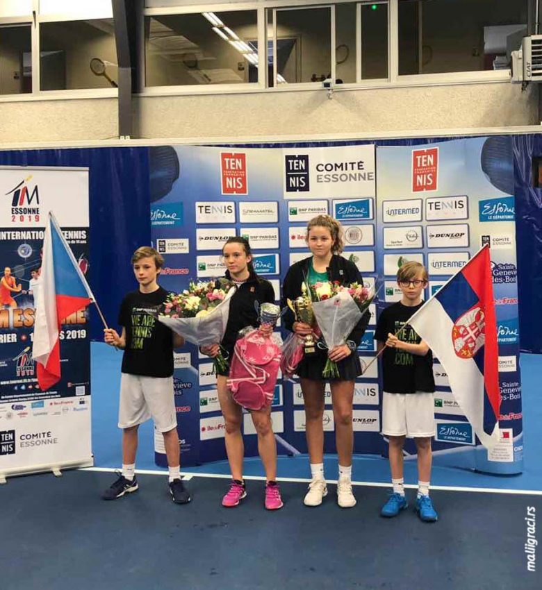 Тијана Сретеновић победница ETA U14 у Паризу, Зоран Лудошки полуфиналиста у Братислави
