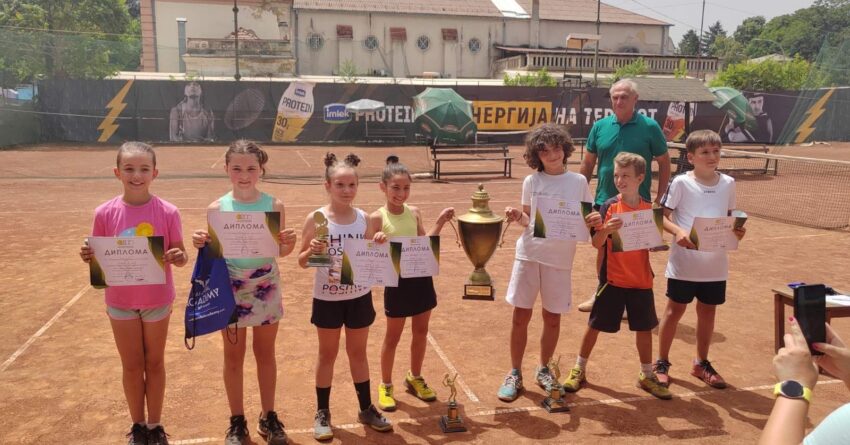 Stefan i Mia najdobri na OP na Makedonija za devojčinja i momčinja do 10g. (portokalov tenis) – TK Bitola, Bitola – 08.06.24
